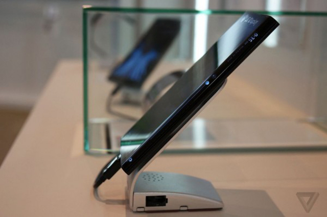 LG curved display edge phone