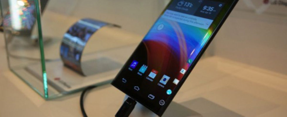 LG curved edge mobile launch