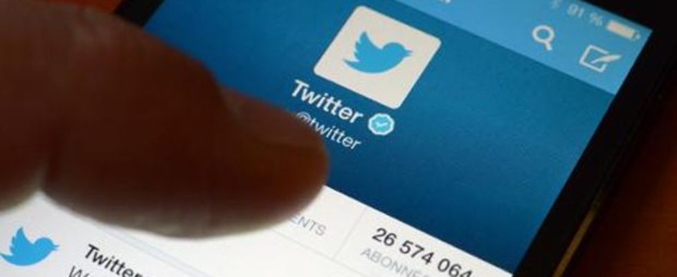Twitter removed 140 character direct message limit