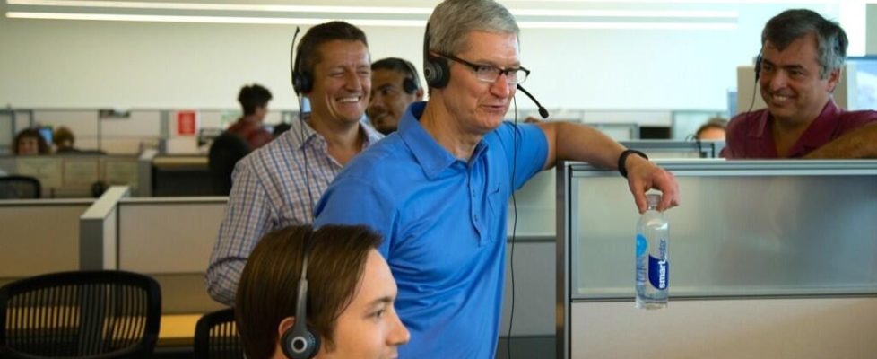 Apple customer service